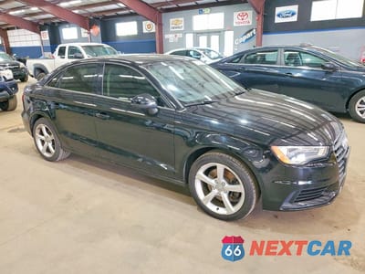 Czwarte zdjęcie samochodu z boku: 2015 AUDI A3 PREMIUM VIN:WAUBFGFF6F1069299 - miniatura