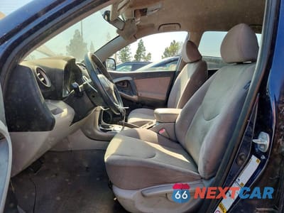 Zdjęcie 7 z 13 samochodu: 2007 TOYOTA RAV4 BASE VIN:JTMBD33V376046547 - miniatura