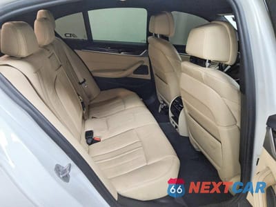 Zdjęcie 10 z 12 samochodu: 2018 BMW 540 I VIN:WBAJE5C51JG917593 - miniatura