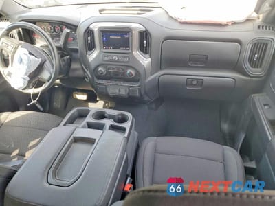 Zdjęcie 8 z 12 samochodu: 2024 CHEVROLET SILVERADO K1500 CUSTOM VIN:1GCRDBEK9RZ148285 - miniatura