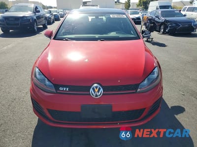 Piąte zdjęcie samochodu w środku: 2015 VOLKSWAGEN GTI VIN:3VW4T7AU1FM007643 - miniatura