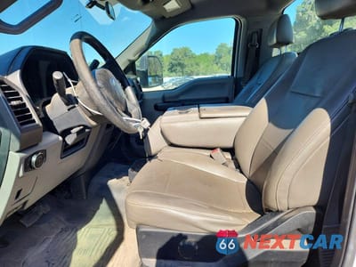 Zdjęcie 7 z 12 samochodu: 2017 FORD F250 SUPER DUTY VIN:1FDBF2A64HEC81834 - miniatura