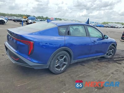 Trzecie zdjęcie samochodu z tyłu: 2025 KIA K4 LXS VIN:3KPFT4DE2SE064050 - miniatura