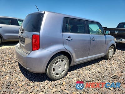 Trzecie zdjęcie samochodu z tyłu: 2009 TOYOTA SCION XB VIN:JTLKE50EX91080101 - miniatura