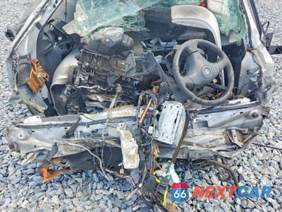 Zdjęcie 11 z 12 samochodu: 2005 TOYOTA COROLLA S VIN:1NXBR32E15Z453449 - miniatura
