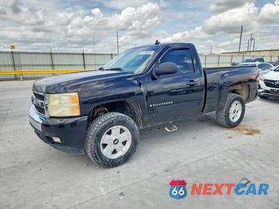 2007 CHEVROLET SILVERADO K1500 1GCEK14087Z532277 - główne zdjęcie licytacji z USA - miniatura