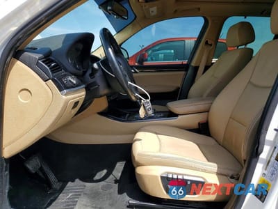 Zdjęcie 7 z 13 samochodu: 2016 BMW X3 XDRIVE28D VIN:5UXWY3C54G0N87565 - miniatura