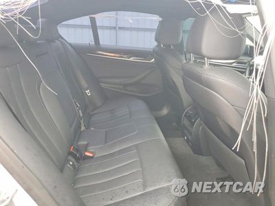 Zdjęcie 10 z 12 samochodu: 2021 BMW 530 I VIN:WBA53BH04MCF10949 - miniatura