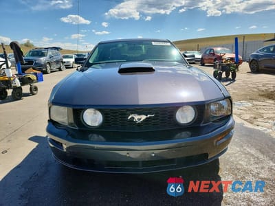 Piąte zdjęcie samochodu w środku: 2008 FORD MUSTANG GT VIN:1ZVHT82H285163109 - miniatura
