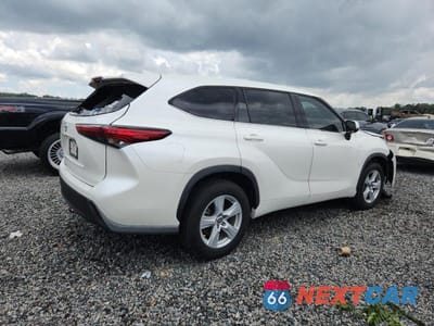 Trzecie zdjęcie samochodu z tyłu: 2020 TOYOTA HIGHLANDER L VIN:5TDCZRAH3LS509836 - miniatura