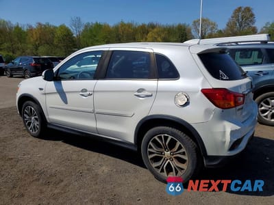 Drugie zdjęcie samochodu z przodu: 2018 MITSUBISHI OUTLANDER SPORT ES VIN:JA4AR3AU7JZ003353 - miniatura