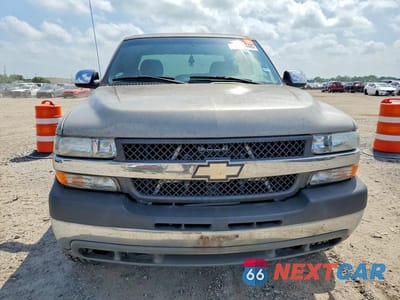 Piąte zdjęcie samochodu w środku: 2001 CHEVROLET SILVERADO C2500 HEAVY DUTY VIN:1GCHC23G41F125774 - miniatura