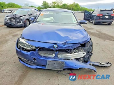 Piąte zdjęcie samochodu w środku: 2018 BMW 320 I VIN:WBA8E1G58JNU89440 - miniatura