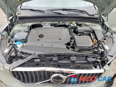 Zdjęcie 12 z 14 samochodu: 2025 VOLVO XC40 CORE VIN:YV4L12UJ1S2570263 - miniatura