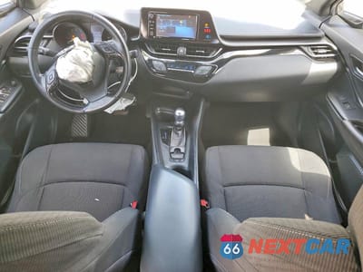 Zdjęcie 8 z 13 samochodu: 2018 TOYOTA C-HR XLE VIN:NMTKHMBX1JR030026 - miniatura