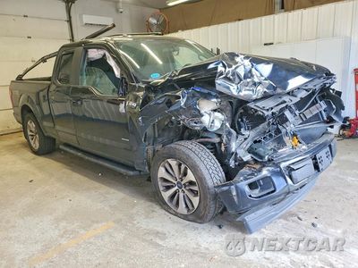 Czwarte zdjęcie samochodu z boku: 2017 FORD F150 SUPER CAB VIN:1FTEX1EP8HFB60035 - miniatura