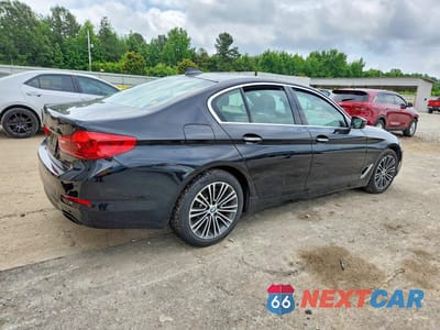 Trzecie zdjęcie samochodu z tyłu: 2018 BMW 540 I VIN:WBAJE5C57JWA94113 - miniatura