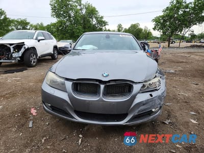 Piąte zdjęcie samochodu w środku: 2011 BMW 328 XI VIN:WBAPK7G54BNN71318 - miniatura