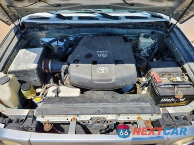 Zdjęcie 12 z 13 samochodu: 2007 TOYOTA FJ CRUISER BASE VIN:JTEBU11F870038832 - miniatura