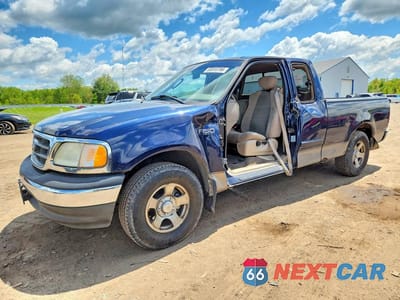 2002 FORD F150 1FTRX172X2NC03645 - główne zdjęcie licytacji z USA - miniatura