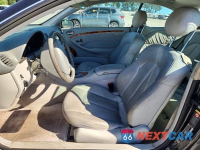 Zdjęcie 7 z 12 samochodu: 2004 MERCEDES-BENZ CLK 320C VIN:WDBTJ65J34F079650 - miniatura