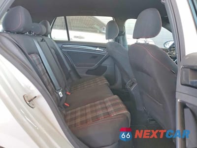 Zdjęcie 10 z 13 samochodu: 2015 VOLKSWAGEN GTI VIN:3VW5T7AU1FM100831 - miniatura