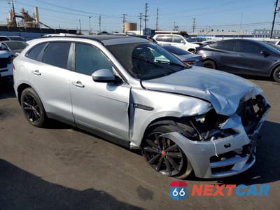 Czwarte zdjęcie samochodu z boku: 2018 JAGUAR F-PACE PRESTIGE VIN:SADCK2FX0JA294328 - miniatura