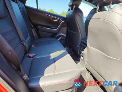 Zdjęcie 11 z 13 samochodu: 2024 TOYOTA RAV4 PRIME XSE VIN:JTMFB3FV3RD208856 - miniatura