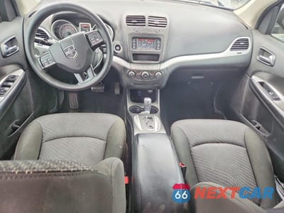 Zdjęcie 8 z 14 samochodu: 2020 DODGE JOURNEY SE VIN:3C4PDCABXLT238207 - miniatura