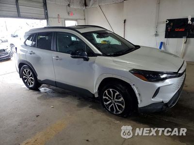 Czwarte zdjęcie samochodu z boku: 2026 TOYOTA COROLLA CROSS HYBRID SE VIN:7MUFBABG2TV097472 - miniatura