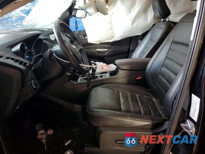 Zdjęcie 7 z 13 samochodu: 2019 FORD ESCAPE TITANIUM VIN:1FMCU9J93KUA99312 - miniatura