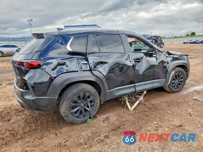 Trzecie zdjęcie samochodu z tyłu: 2025 MAZDA CX-50 PREFERRED VIN:7MMVAABW3SN105129 - miniatura
