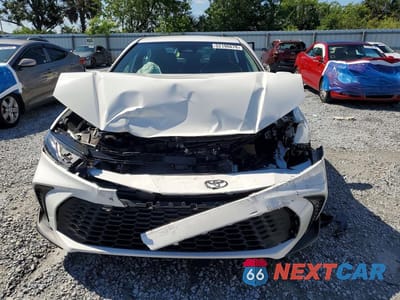 Piąte zdjęcie samochodu w środku: 2025 TOYOTA CAMRY VIN:4T1DAACK8SU040500 - miniatura