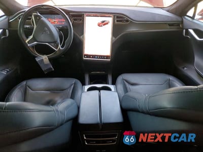 Zdjęcie 8 z 13 samochodu: 2016 TESLA MODEL S VIN:5YJSA1E15GF160044 - miniatura