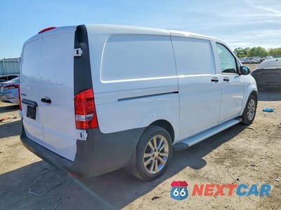 Trzecie zdjęcie samochodu z tyłu: 2017 MERCEDES-BENZ METRIS VIN:WD3PG2EA7H3226404 - miniatura
