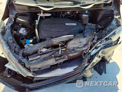 Zdjęcie 12 z 14 samochodu: 2018 HONDA ODYSSEY EXL VIN:5FNRL6H79JB046111 - miniatura