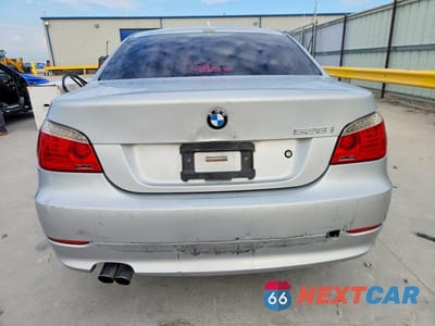 Zdjęcie 6 z 12 samochodu: 2010 BMW 528 I VIN:WBANU5C54AC364983 - miniatura