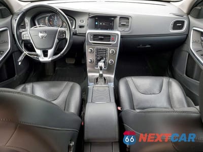 Zdjęcie 8 z 12 samochodu: 2015 VOLVO V60 PREMIER VIN:YV1612SK0F1222407 - miniatura