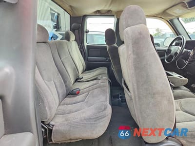 Zdjęcie 10 z 12 samochodu: 2004 CHEVROLET SILVERADO K1500 VIN:1GCEK19T04E391484 - miniatura