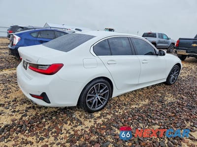 Trzecie zdjęcie samochodu z tyłu: 2021 BMW 330XE VIN:3MW5P9J01M8B63852 - miniatura