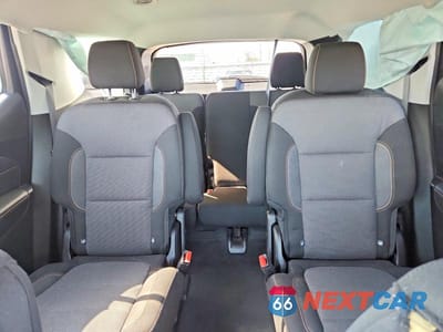 Zdjęcie 10 z 13 samochodu: 2019 CHEVROLET TRAVERSE LT VIN:1GNERGKW3KJ165390 - miniatura