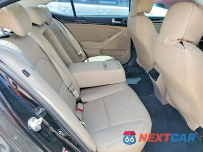 Zdjęcie 10 z 13 samochodu: 2016 KIA CADENZA LUXURY VIN:KNALN4D70G5215613 - miniatura