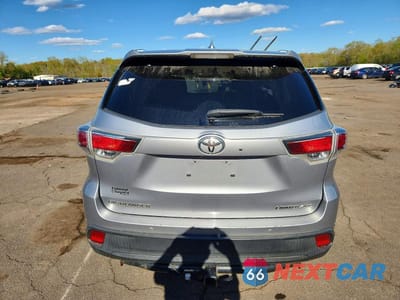Zdjęcie 6 z 14 samochodu: 2015 TOYOTA HIGHLANDER LIMITED VIN:5TDDKRFH7FS072168 - miniatura