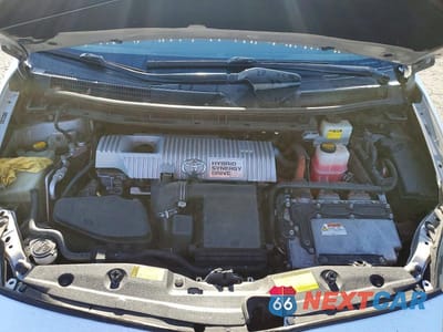 Zdjęcie 11 z 12 samochodu: 2010 TOYOTA PRIUS III VIN:JTDKN3DU0A1018311 - miniatura