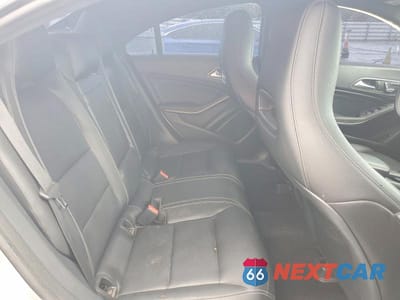 Zdjęcie 11 z 14 samochodu: 2019 MERCEDES-BENZ CLA 250 VIN:WDDSJ4EB6KN753731 - miniatura