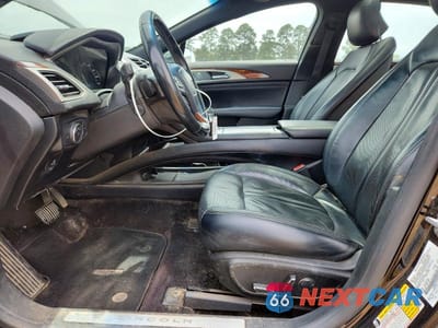 Zdjęcie 7 z 12 samochodu: 2017 LINCOLN MKZ RESERVE VIN:3LN6L5EC9HR625005 - miniatura