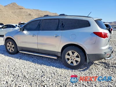 Drugie zdjęcie samochodu z przodu: 2011 CHEVROLET TRAVERSE LT VIN:1GNKVGED8BJ179424 - miniatura