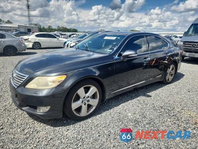 2011 LEXUS LS 460 JTHBL5EF7B5105505 - główne zdjęcie licytacji z USA - miniatura