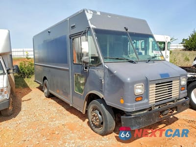 Czwarte zdjęcie samochodu z boku: 2020 FORD F59 DELIVERY TRUCK VIN:1F65F5KN5L0A05681 - miniatura