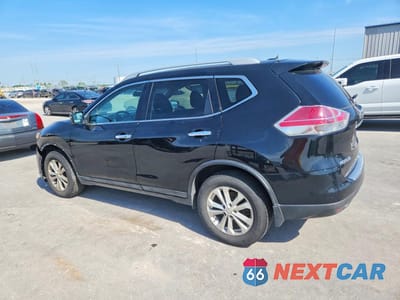 Drugie zdjęcie samochodu z przodu: 2016 NISSAN ROGUE SV VIN:5N1AT2MT0GC883663 - miniatura